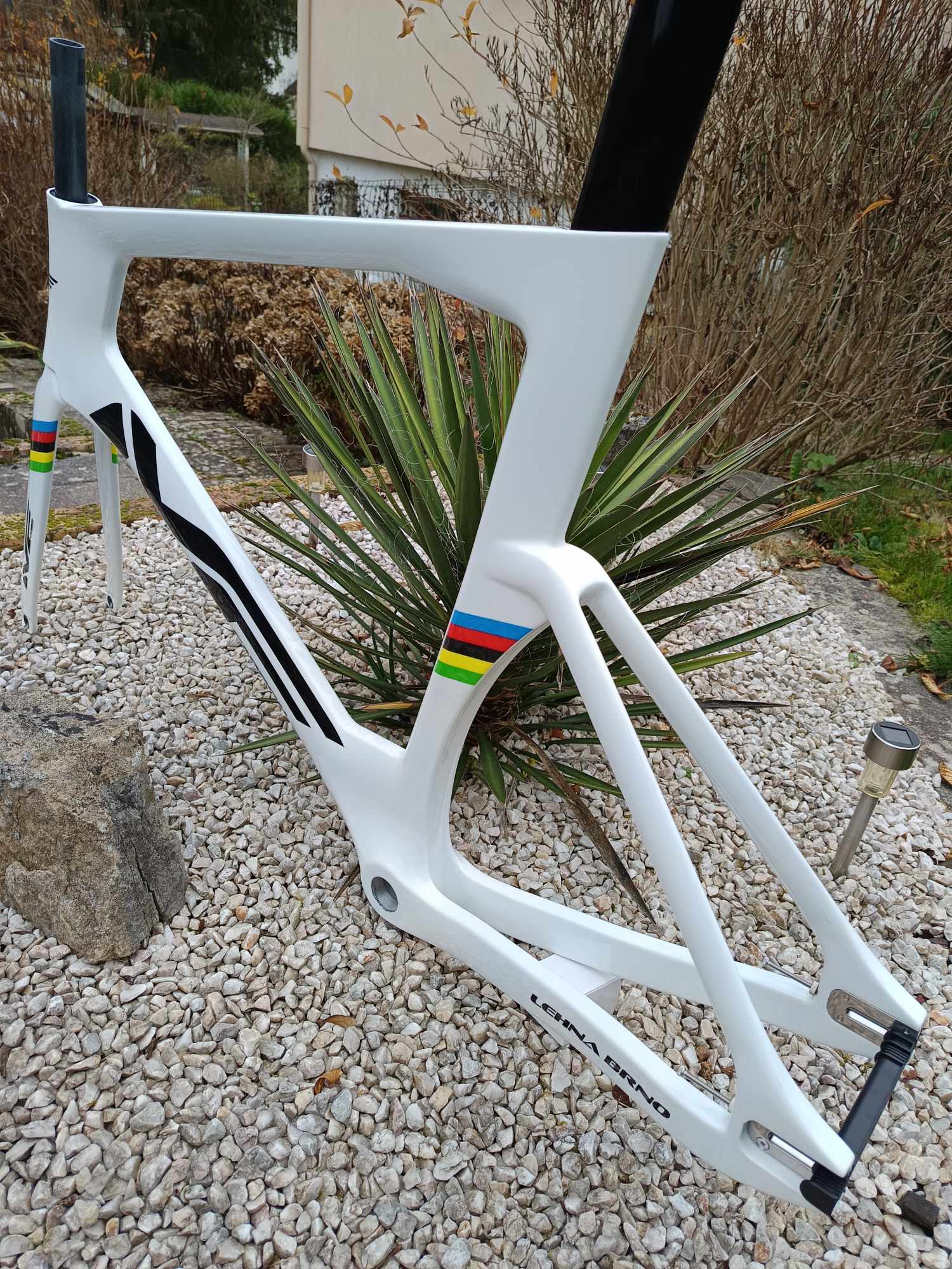 CADRE LEHNA BRNO - 2