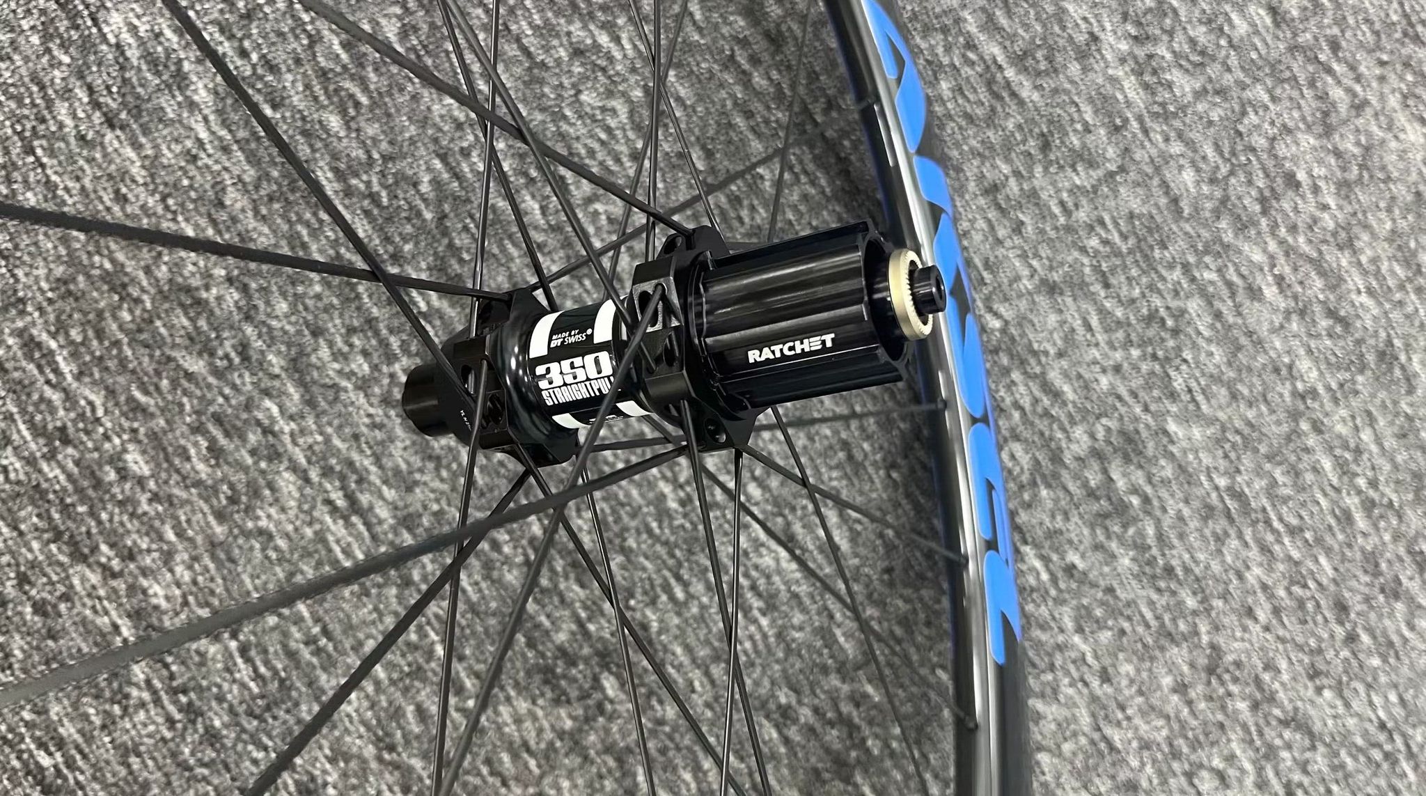 Roues Montage haut de gamme et performance sur mesure - 3